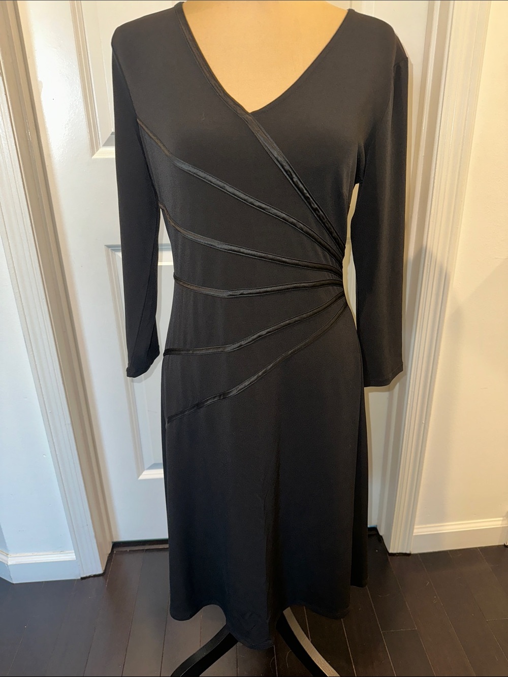 East 5th Black V-Neck Midi Dress with Diagonal Paneled Detail